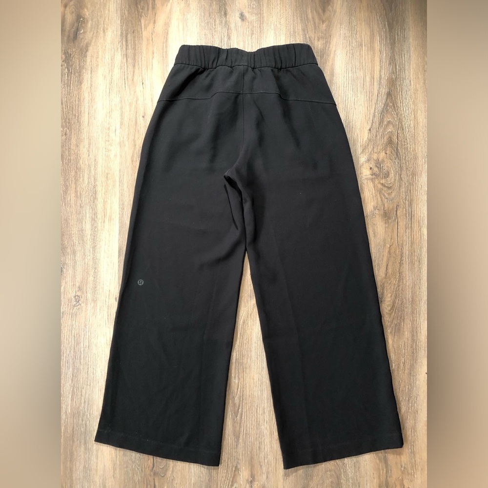 Lululemon On The Fly Pants - Picture 6 of 14